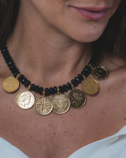 ONYX WORLDWIDE NECKLACE